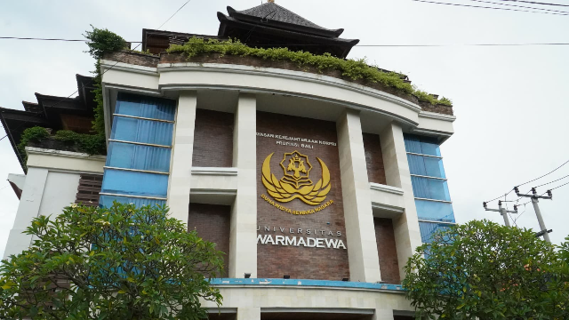 Dedikasi Akademik dan Kiprah Unggul Universitas Warmadewa